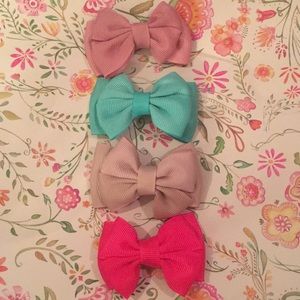 Milan’s Unicorn 🦄 Inspired Bow Set